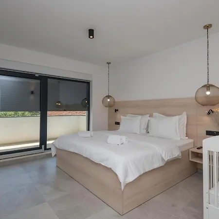 Tatil Evi Cozy In With Jacuzzi *