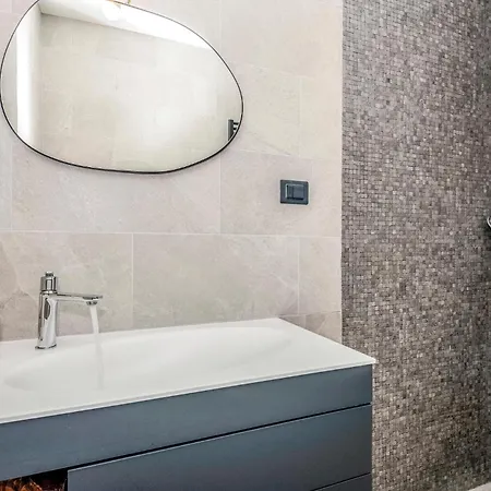 Cozy In With Jacuzzi Tatil Evi Imotski